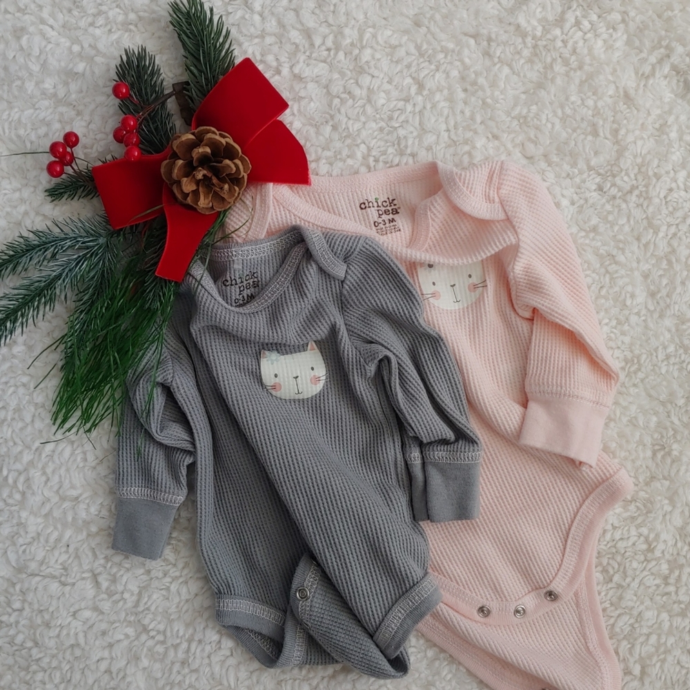 Long sleeve baby onesies